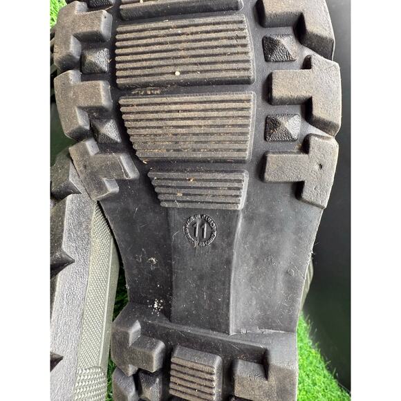 Insulated Rubber Boots- Size 11M - Picture 3 of 10